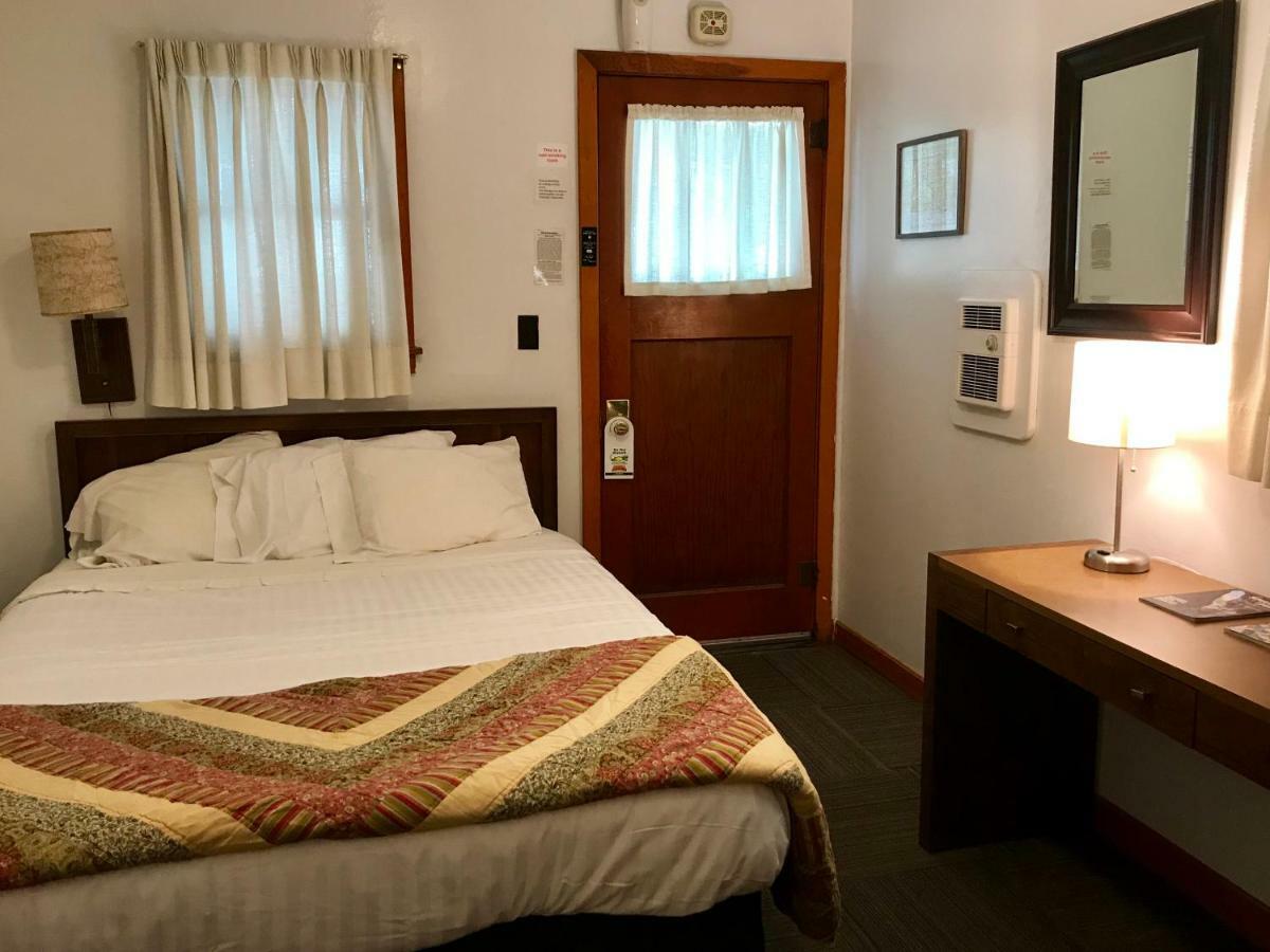 Chalet Motel Custer Zewnętrze zdjęcie